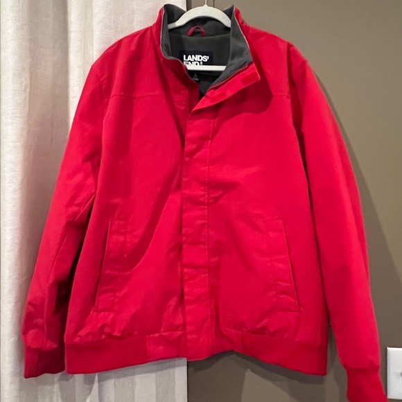 Lands' End Men's Red Classic Squall Jacket, Waterproof, Windproof, Size XL - Picture 1 of 15